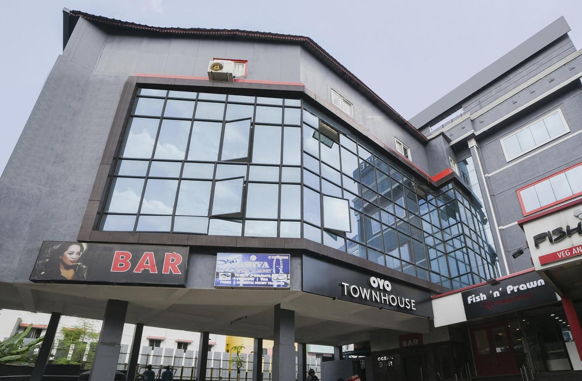 Hotel Collection O Vadapalani Chennai Exterior foto